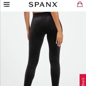 Spanx black velvet leggings - small - new